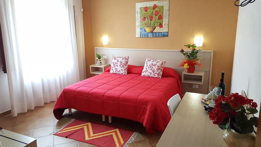 I Giardini Di Elencosta Bed and Breakfast Rilievo Buitenkant foto